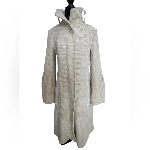 Mackage Cream Wool Winter Coat with Leather Accents Size Medium - Picture 1 of 14